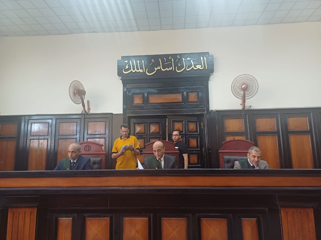قرار عاجل من محاكمة متهمين بإنهاء حياة مساعد وزير الداخلية وزوجته في أسيوط 6 2025%5C7%5C9%5Cc2Cce573 B297 4890 A 694 024050