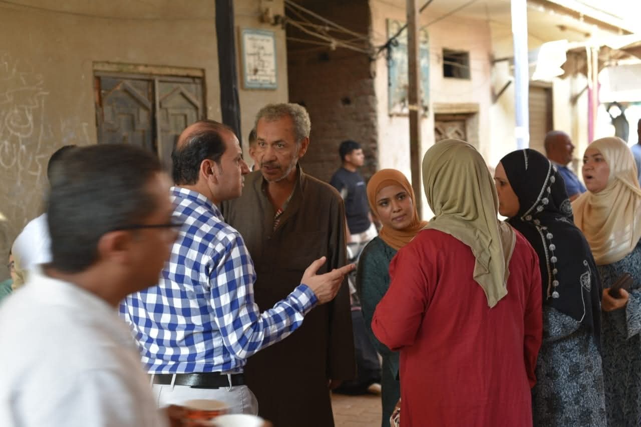 ناخبو منشأة القاطر يواصلون المشاركة في العرس الإنتخابي بمدرسة الشهيد محمد سمير