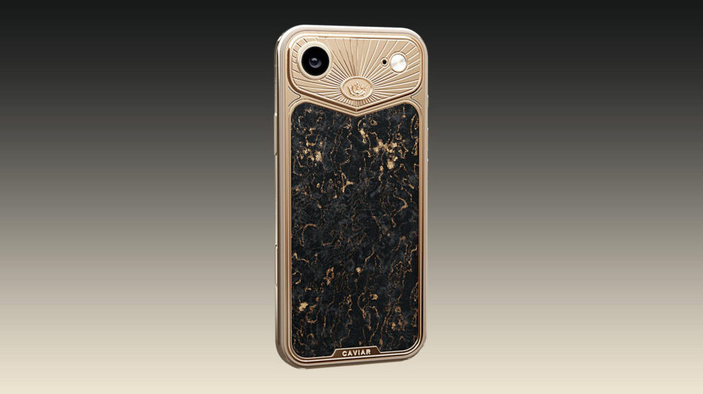 <strong>إصدار iPhone Air Zenith من كافيار</strong>