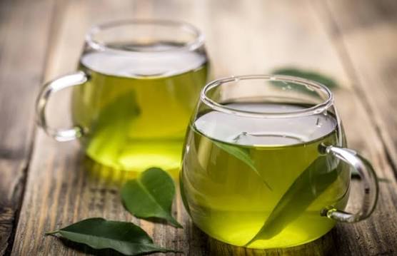 أعراض يسببها الإفراط في تناول الشاي الأخضر