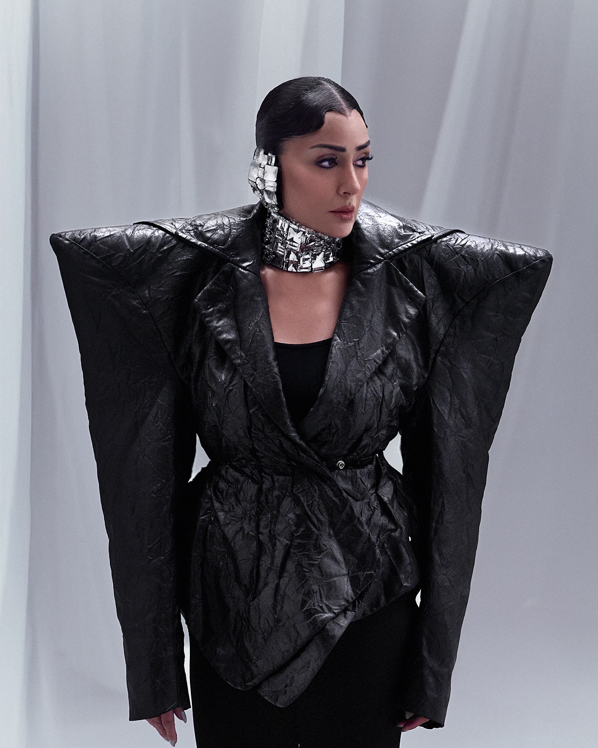 غادة عبد الرازق تتصدّر التريند بإطلالة صادمة شاهد جلسة تصوير..صور