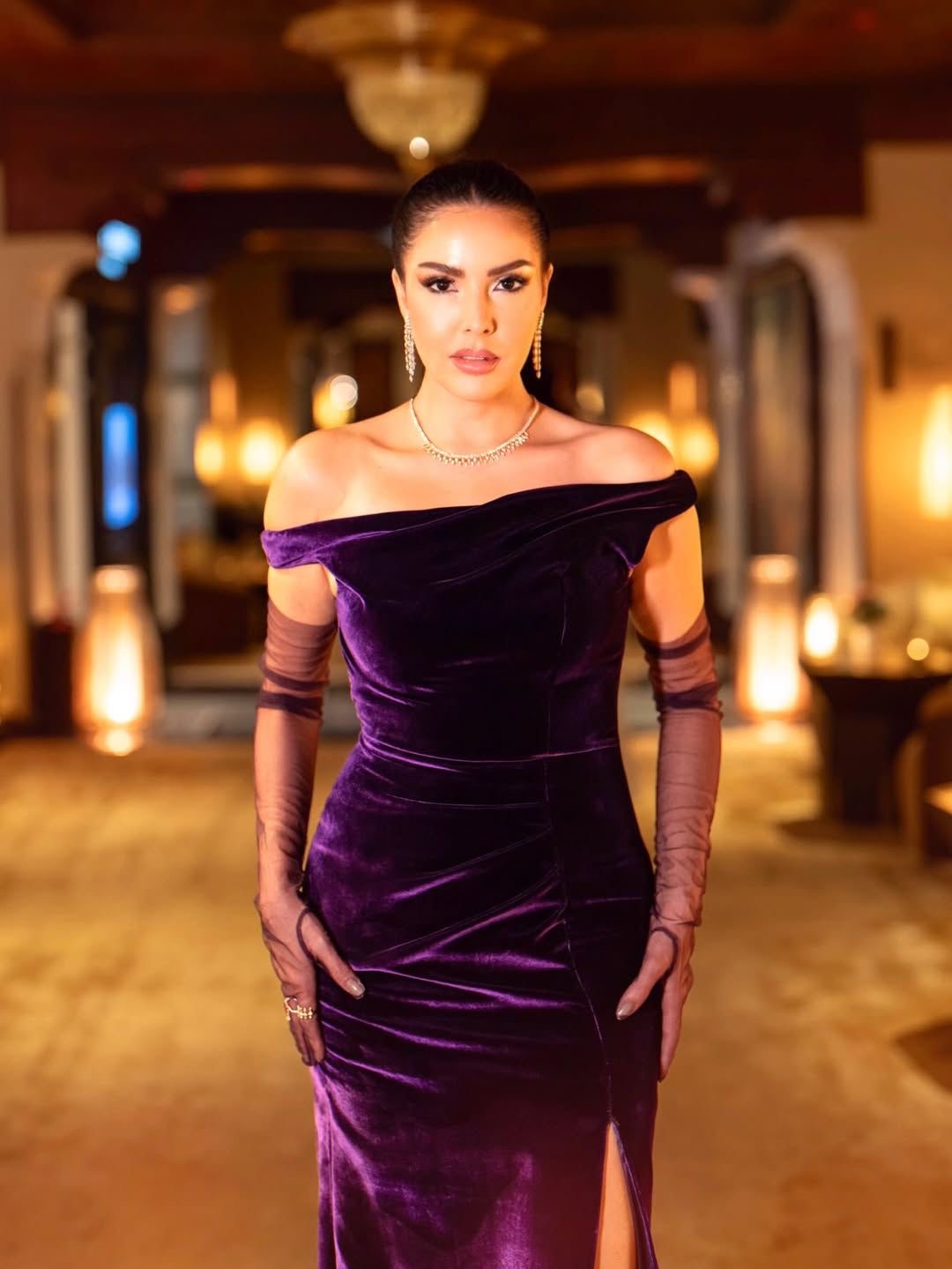 نينا مغربي تخطف الأنظار بمهرجان مراكش السينمائي وتشارك في قمة بريدج 2025