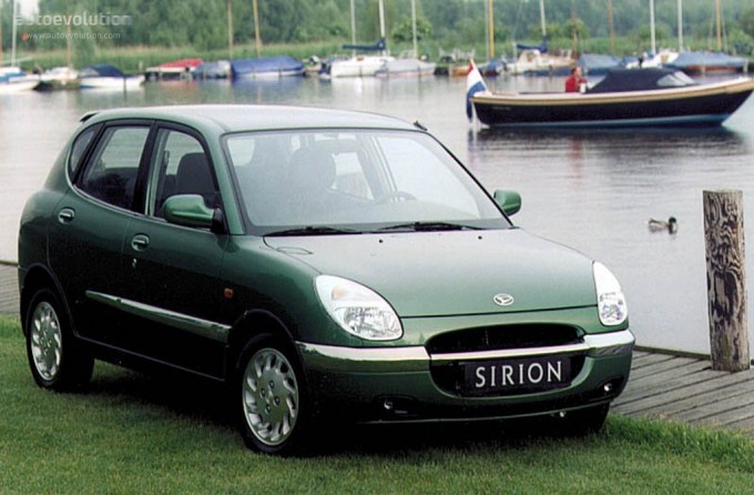 DAIHATSUSirion-mediu_638_062842.jpg