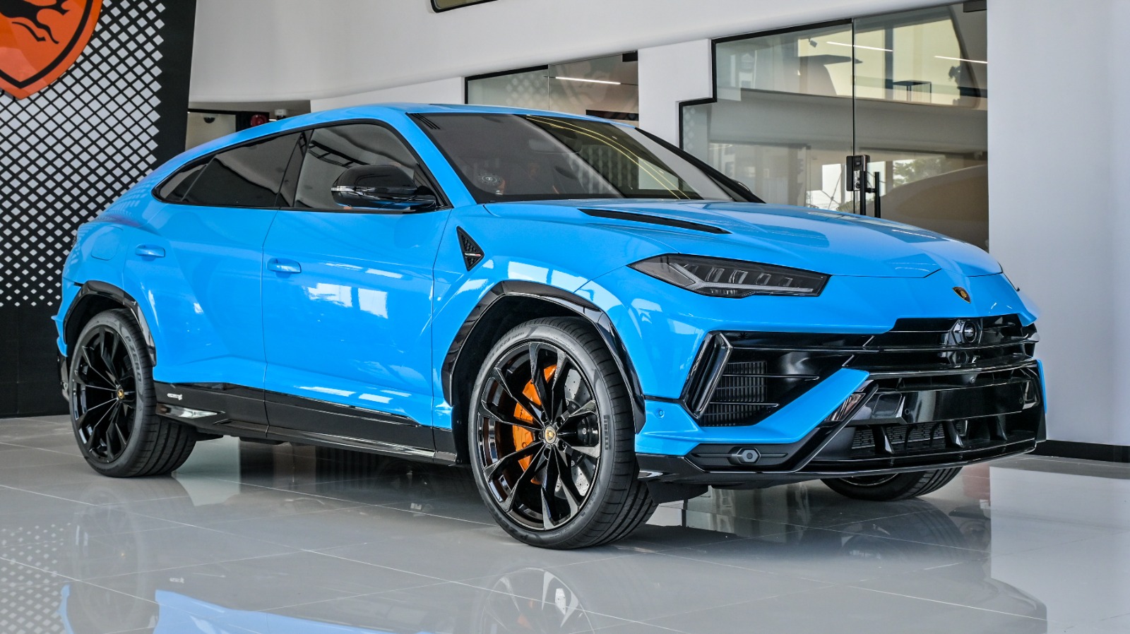 Lamborghini-Urus-S-4_622_080909.jpg