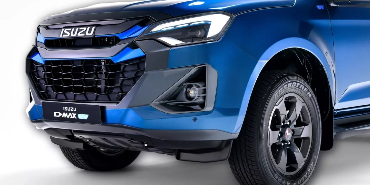 The-New-Isuzu-D-M-fe_638_023940.jpg
