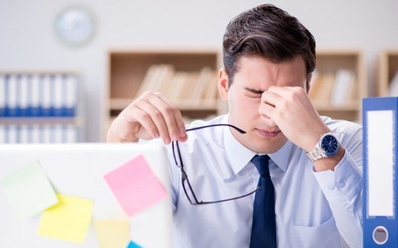 Working-Under-Stress_595_105518.jpg