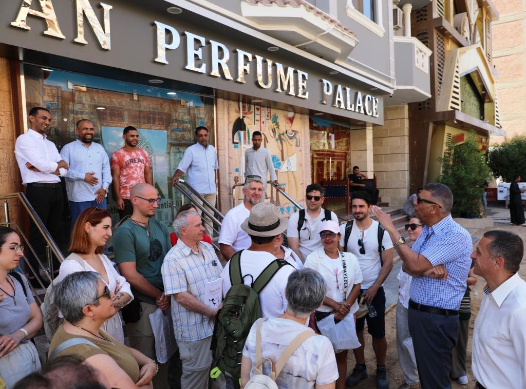 المحافظ: أسوان جاهزة لاستقبال أي أفواج سياحية للتمتع بسحر الطبيعة.. صور 3 1C7A2075 699 115952