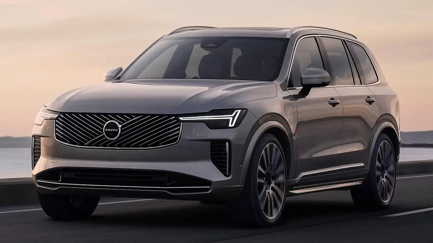 Volvo-XC90-2025-2_638_115429.jpg