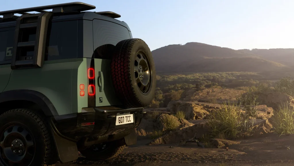 Land-Rover-Defender-_638_040342.jpg