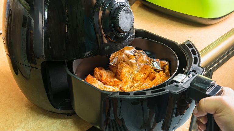 198-192016-air-fryer_627_012531.jpg