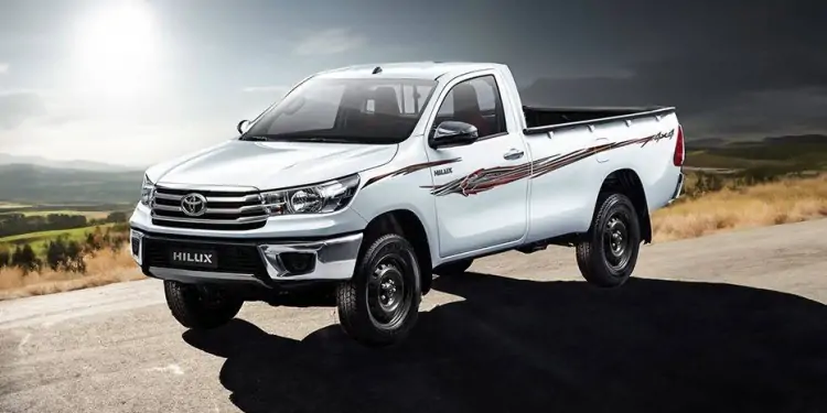 toyota-hilux-single-_638_034333.jpg