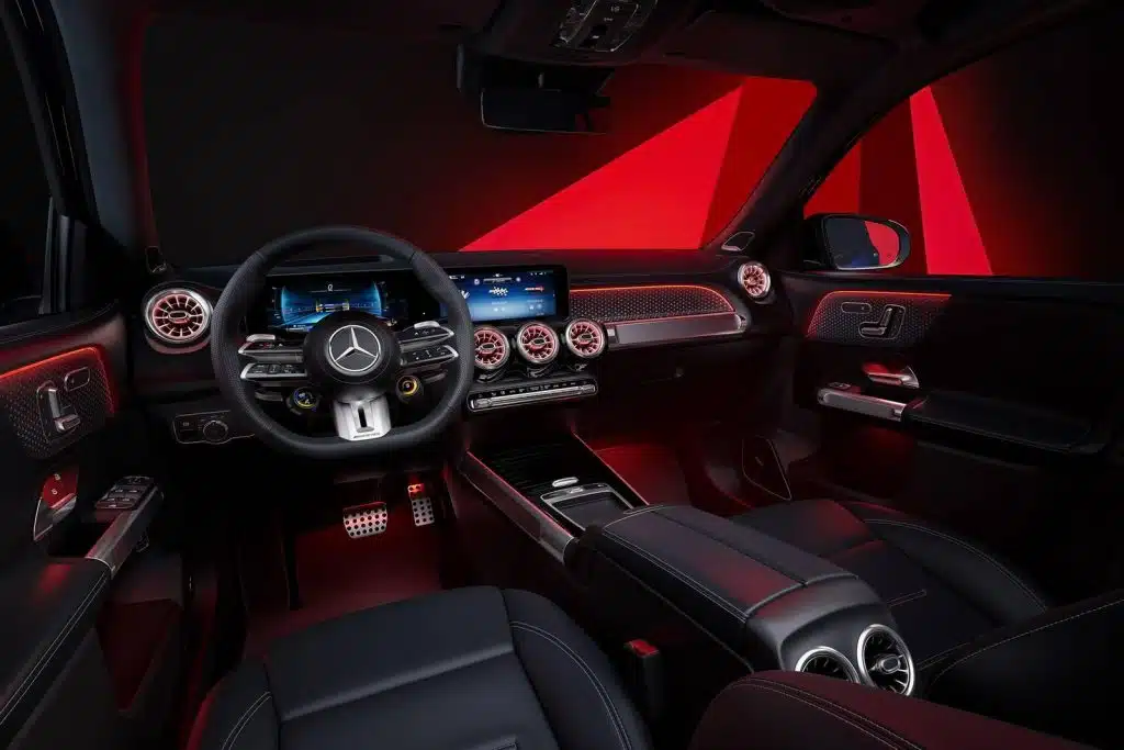 2025_mercedes-benz_g_638_040821.jpg