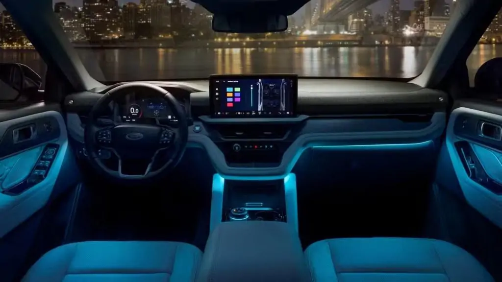 2025-ford-explorer-2_638_062158.jpg
