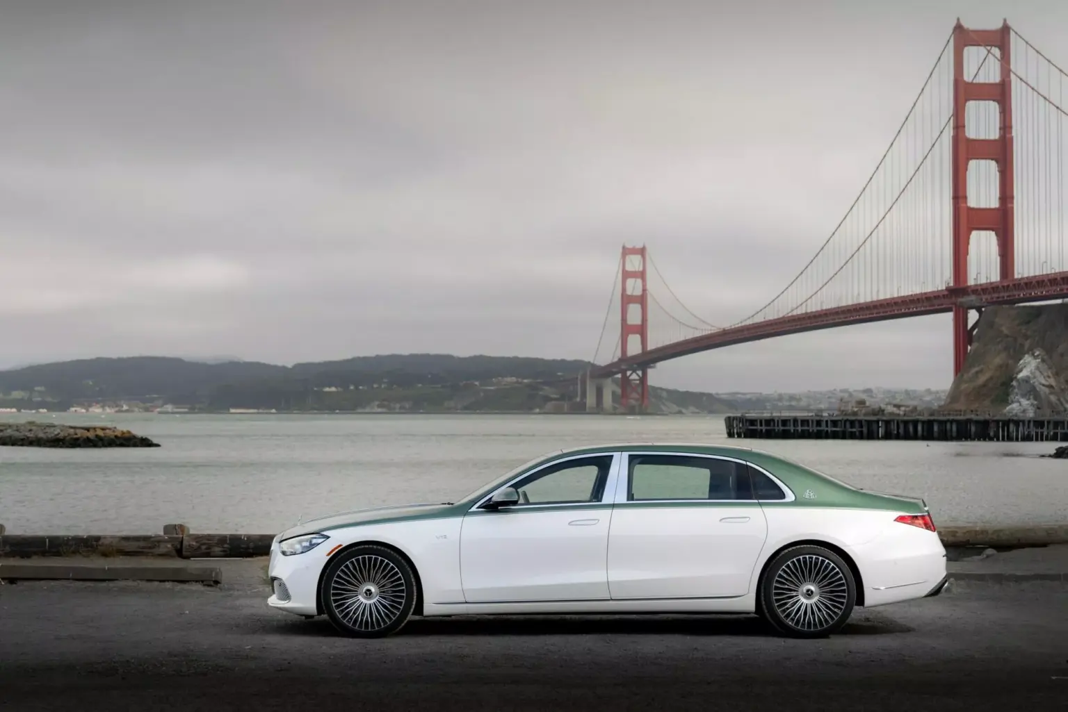 Mercedes-Maybach-S-6_638_050706.jpg