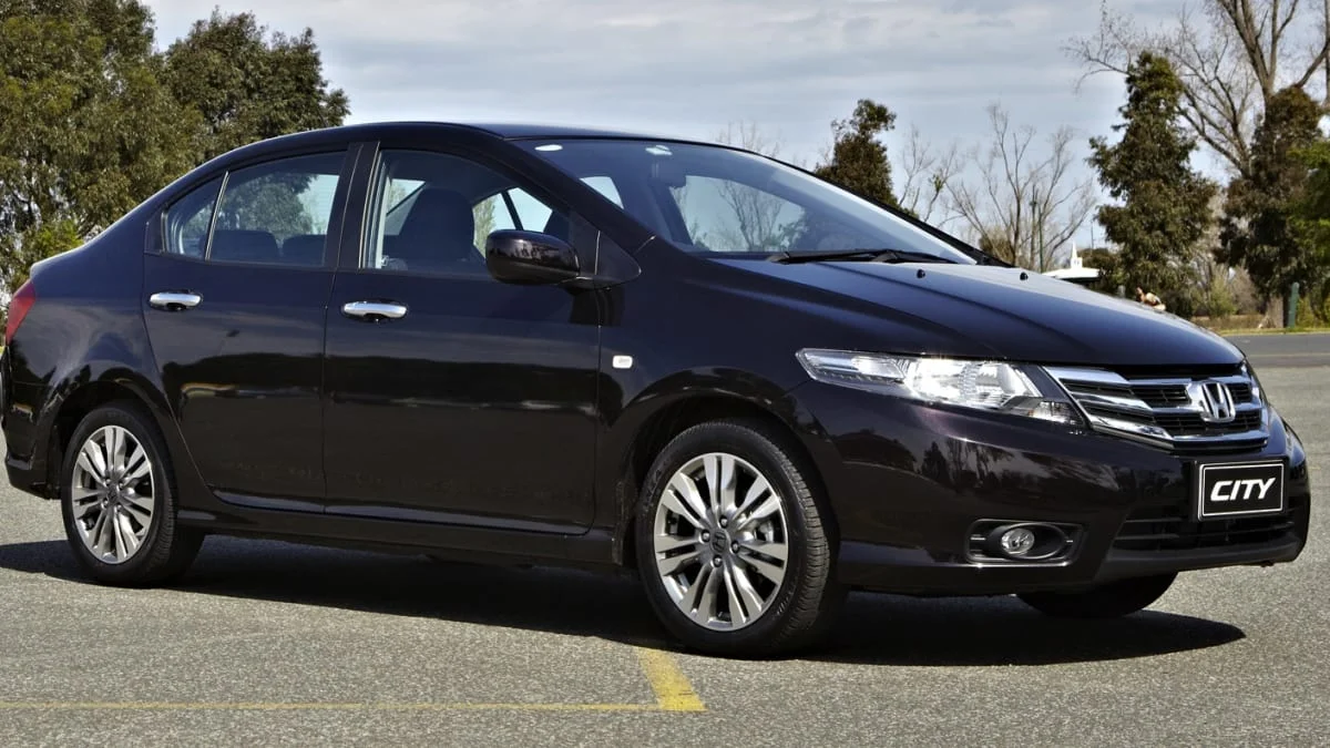 Honda-City-2012_638__638_092438.jpg