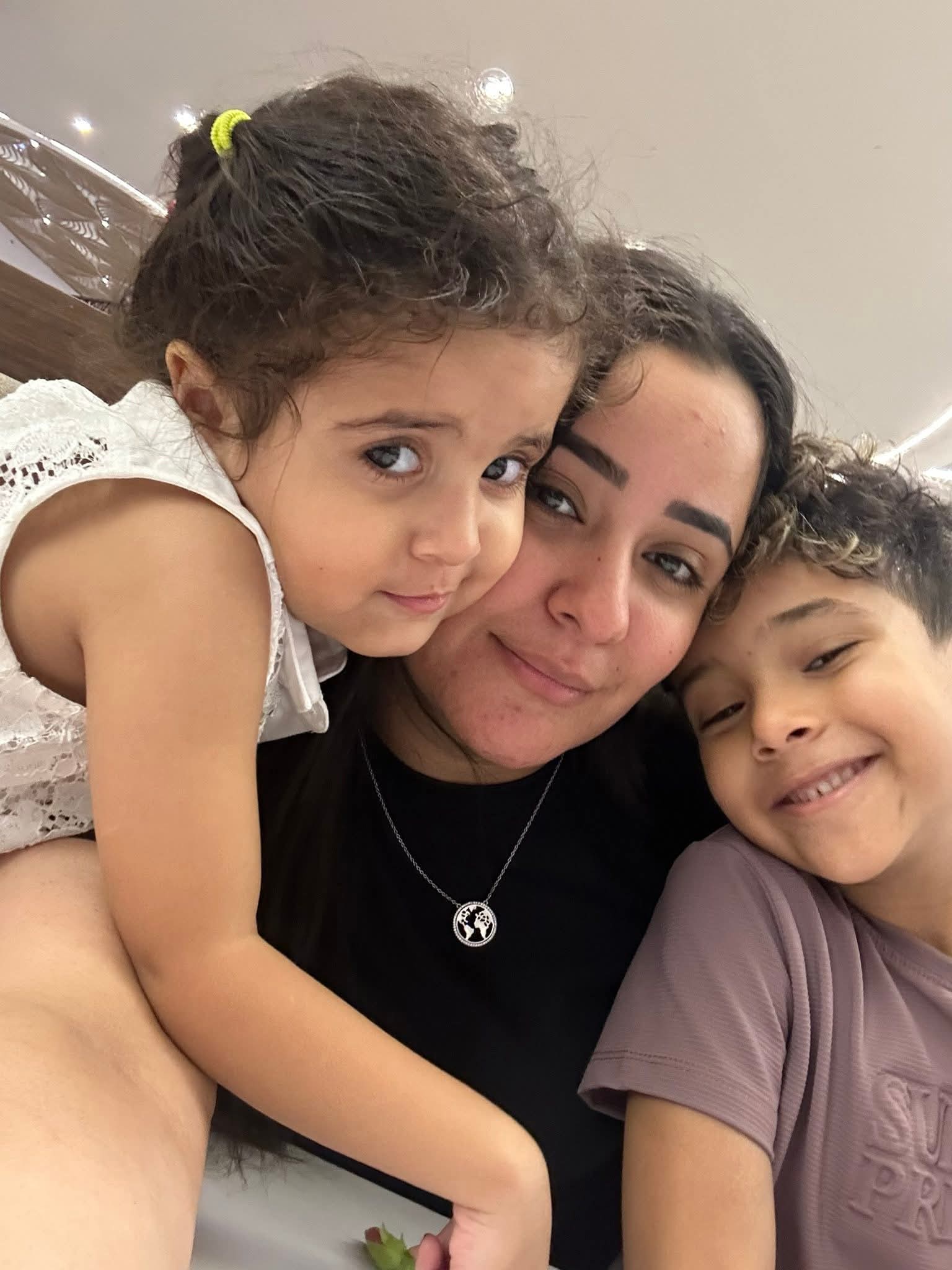 والدة الراحل إبراهيم شيكا تفجّر مفاجآت صادمة وتشير لشبهة سرقة أعضائه و قرار عاجل بفتح التحقيق ضد زوجتة