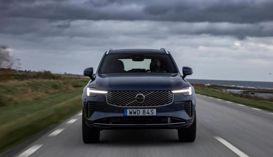 فولفو XC90 موديل 2026
