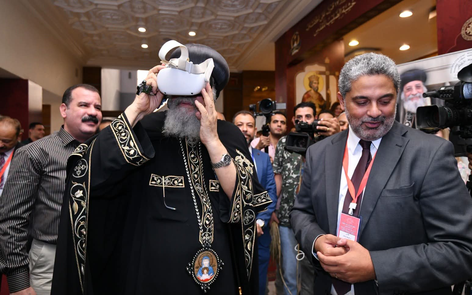 افتتاح المؤتمر العلمي لمعهد الدراسات القبطية