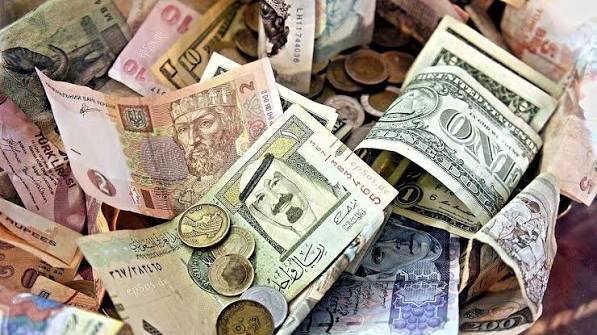 أسعار الدولار والعملات اليوم