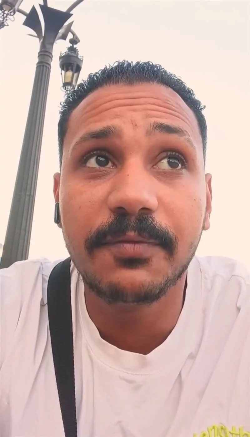 عامل الدليفري