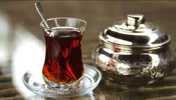 لماذا لا ينصح بشرب الشاي بعد الأكل مباشرة ؟