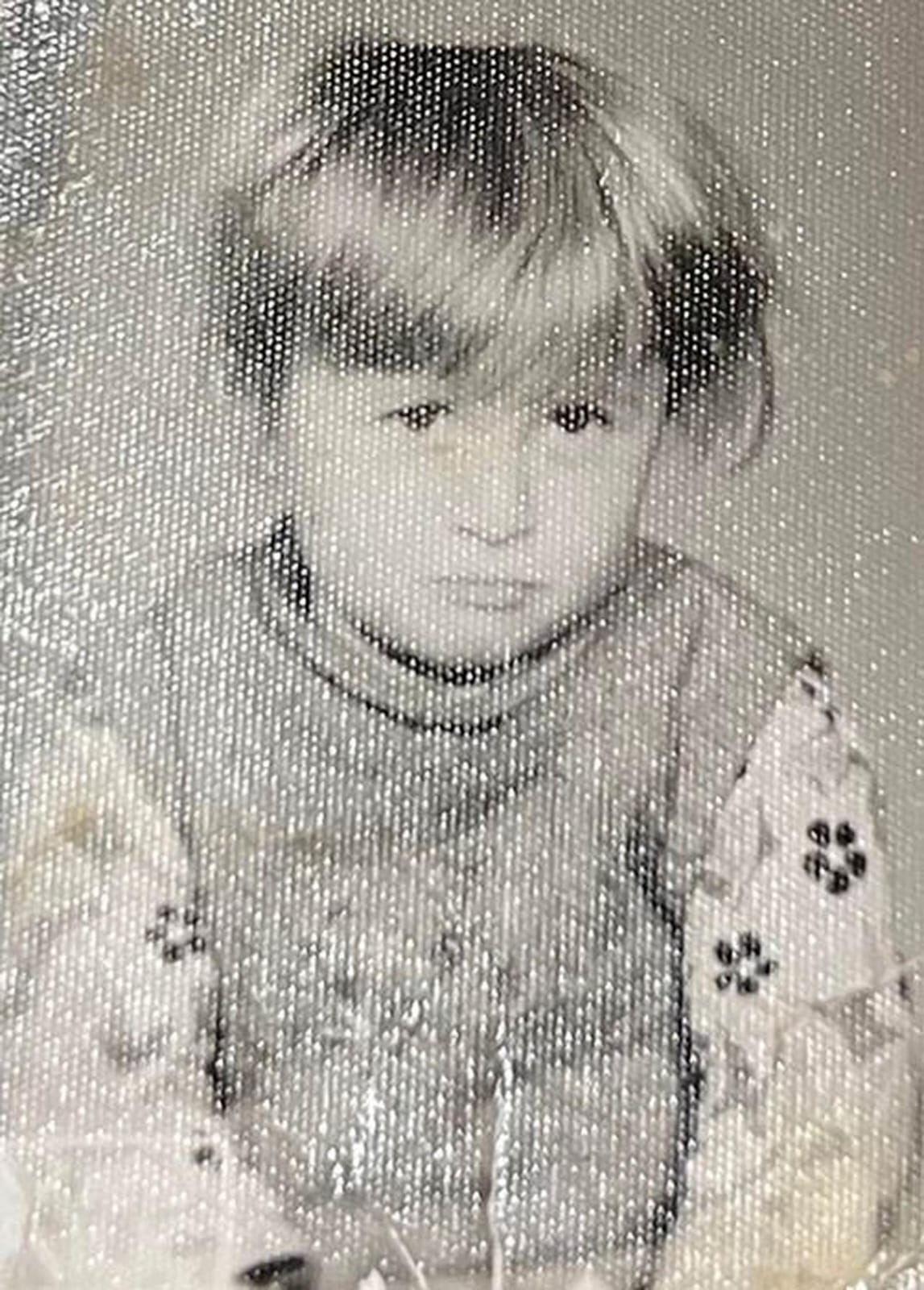 نكلا أوزمن في الصغر