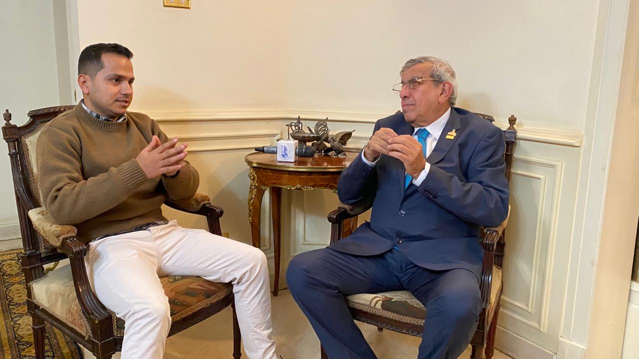 %D8%AD%D9%88%D8%A7%D8%B1%205_641_064223.