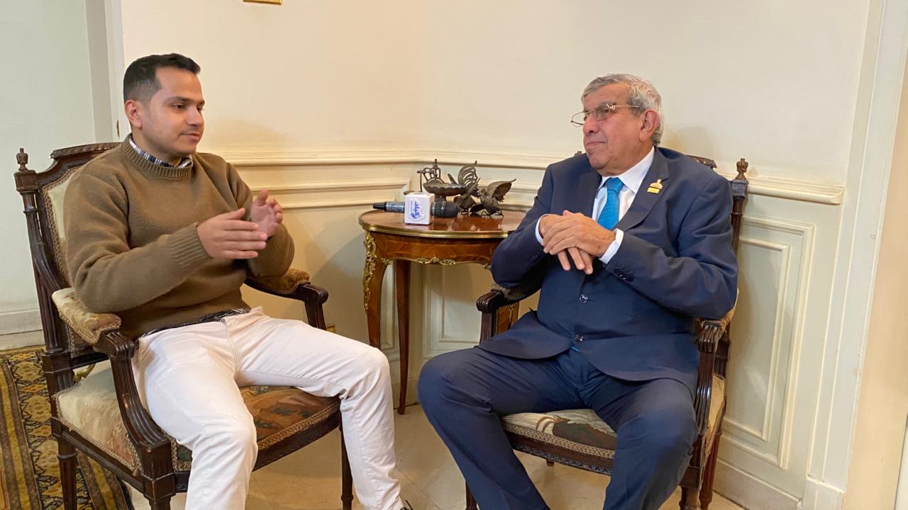 %D8%AD%D9%88%D8%A7%D8%B1%206_641_064222.