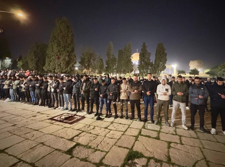 %D9%84%D8%A7%D8%AB%D8%A7%D8%A7_860_08475