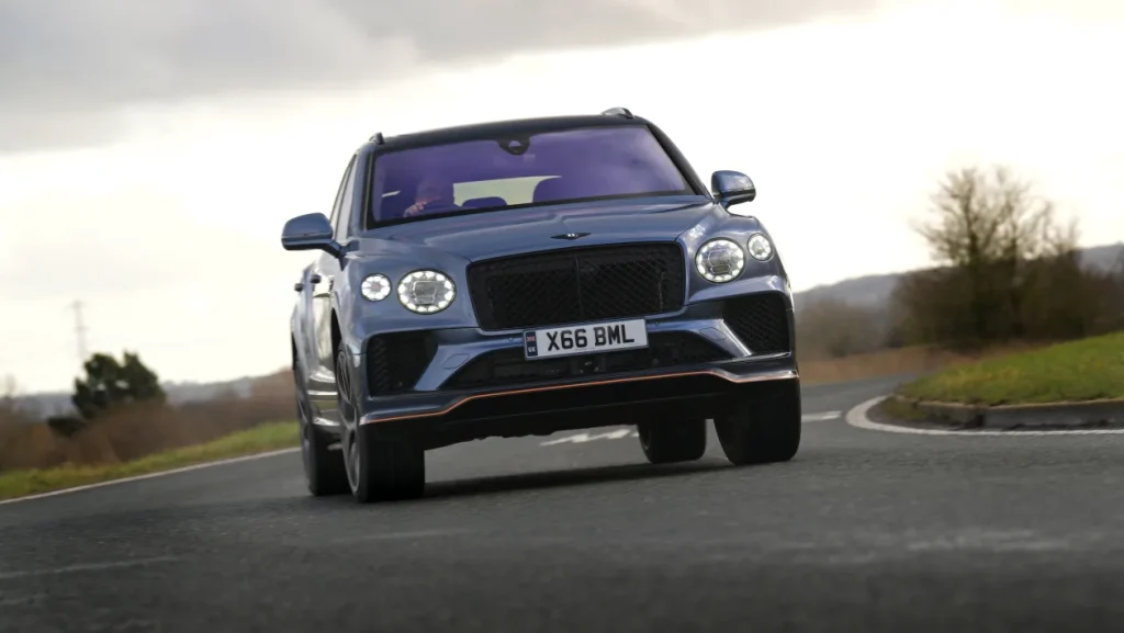 Bentley-Bentayga-Spe_638_034033.jpg