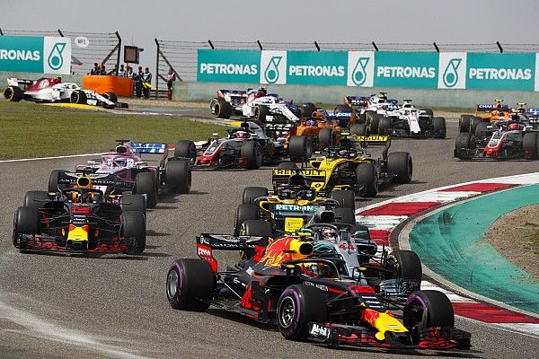 f1-chinese-gp-2018-m_582_090135.jpg