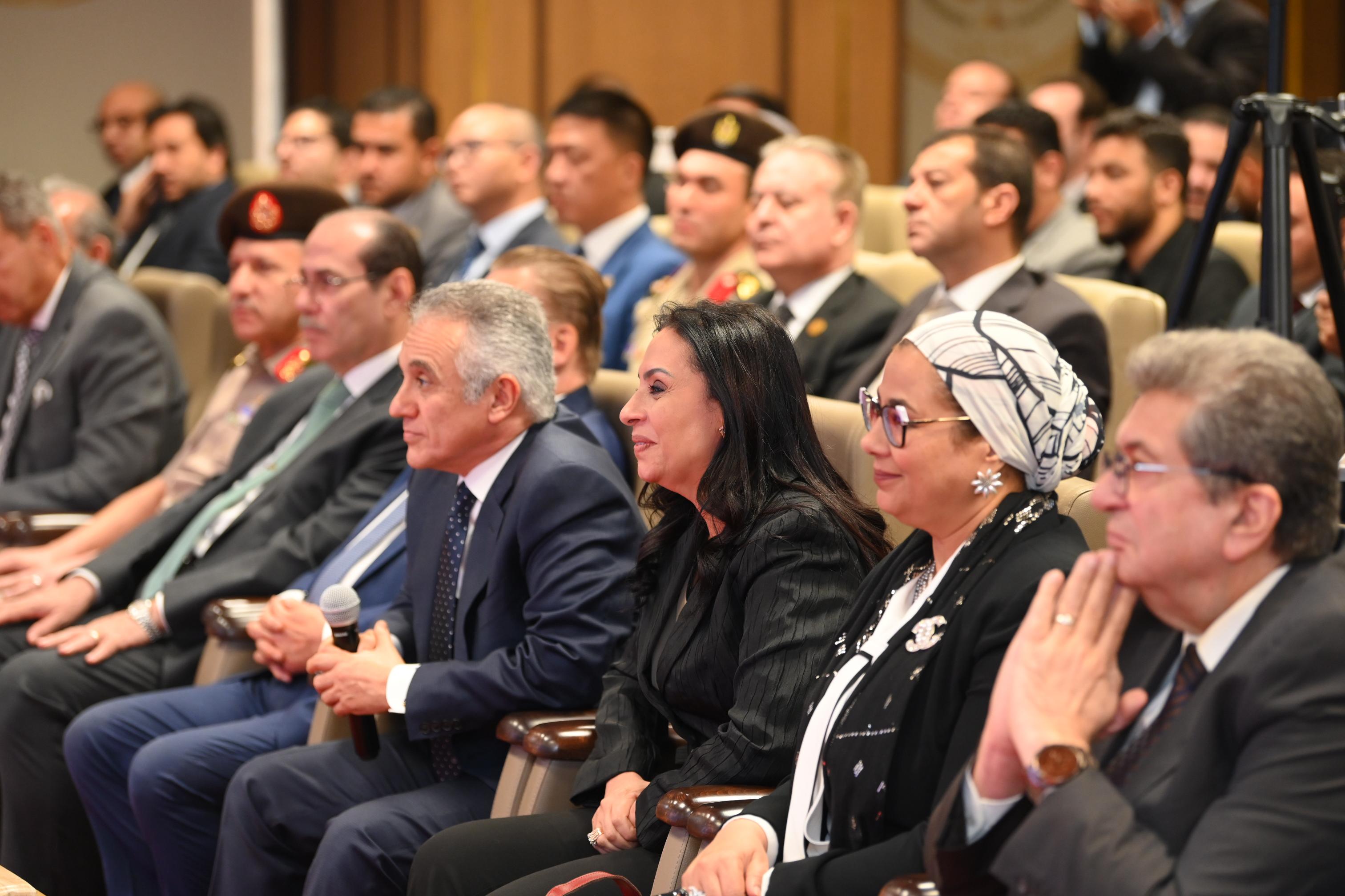 7ef3a7cb-5be3-4ff3-a_567_102812.jpg