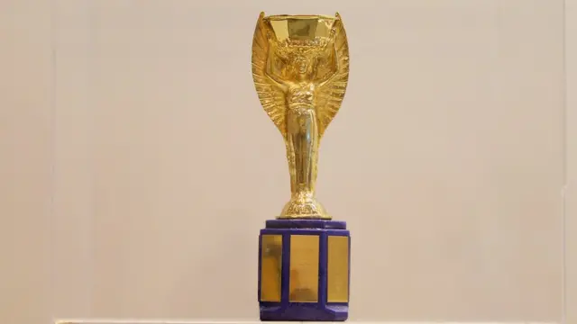 1000090684_782_084902.jpg