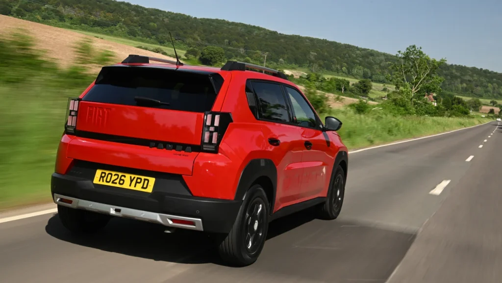 Fiat-Grande-Panda-UK_638_035415.jpg