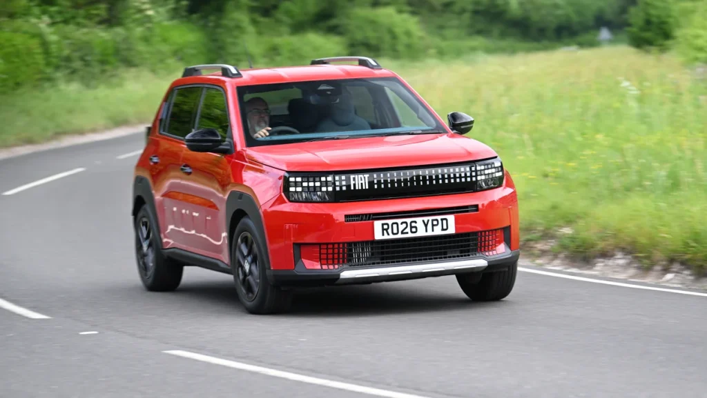 Fiat-Grande-Panda-UK_638_035422.jpg