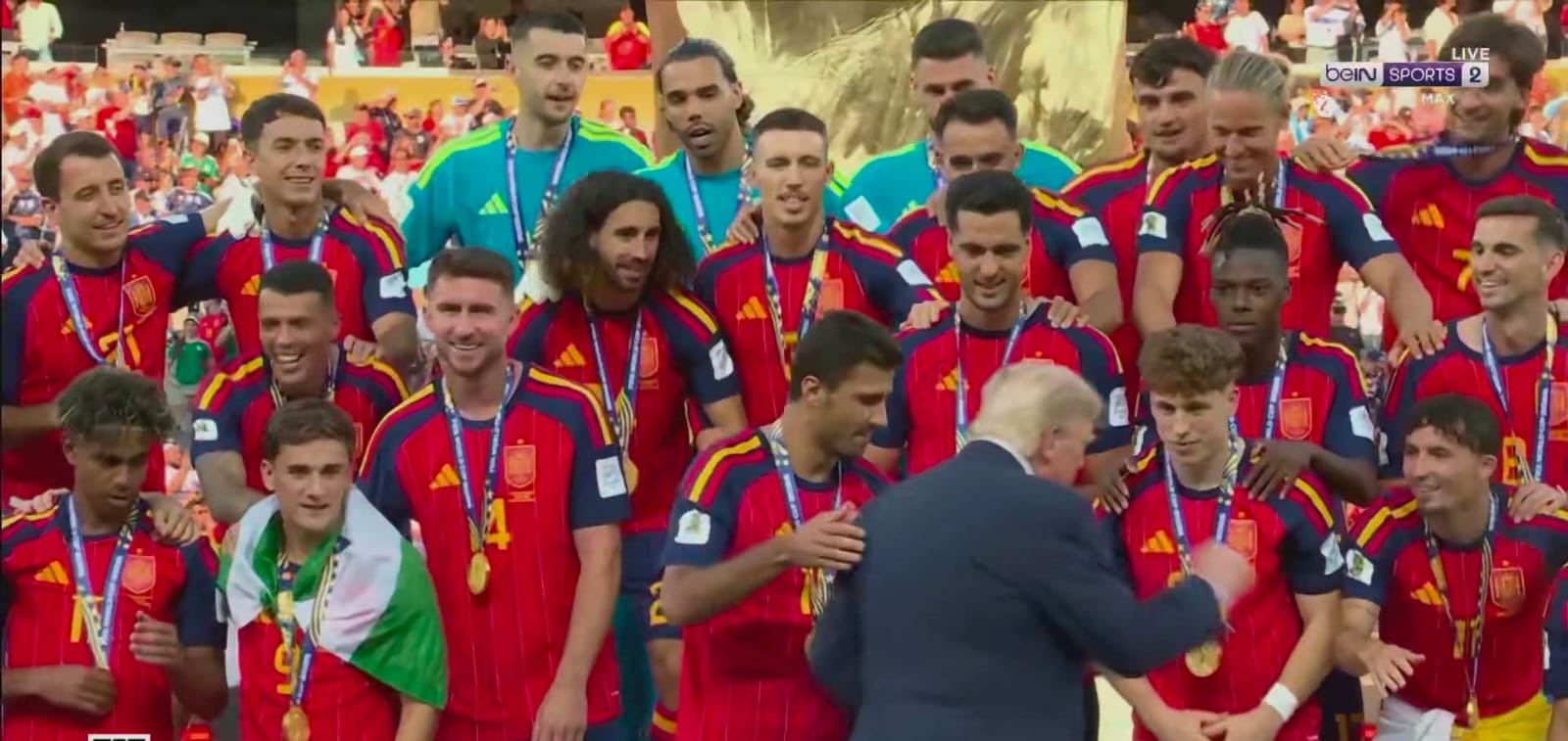 مراسم تتويج إسبانيا بكأس العالم 2026 ترامب يسلم الكأس لرودرى