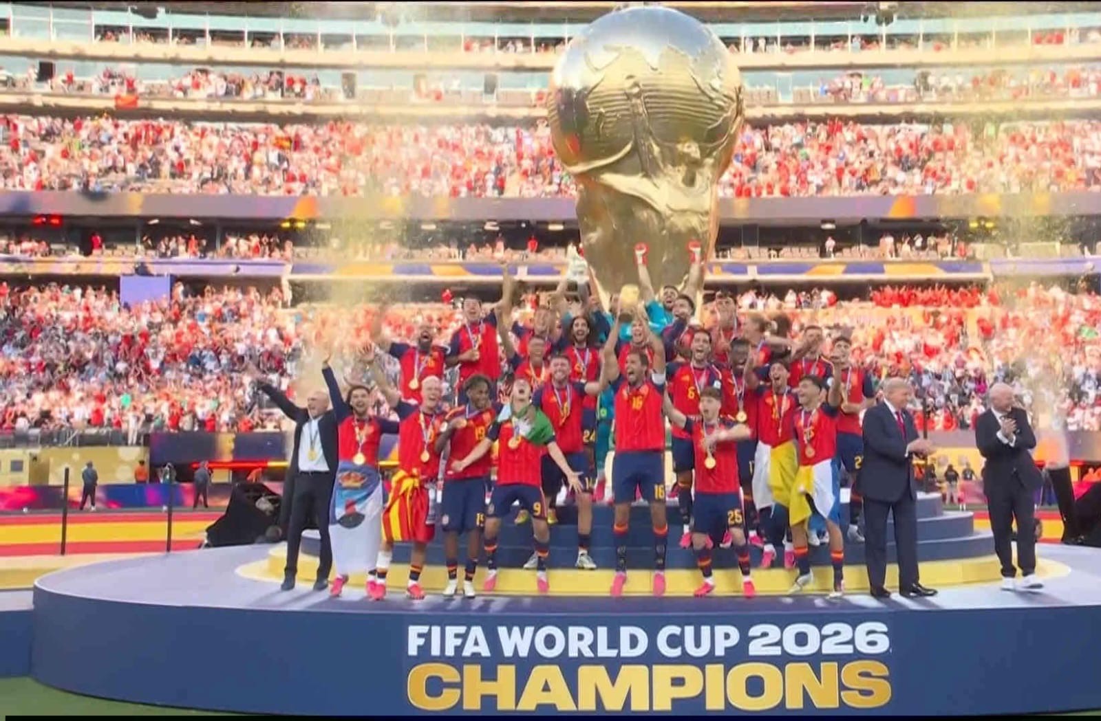 مراسم تتويج إسبانيا بكأس العالم 2026 ترامب يسلم الكأس لرودرى
