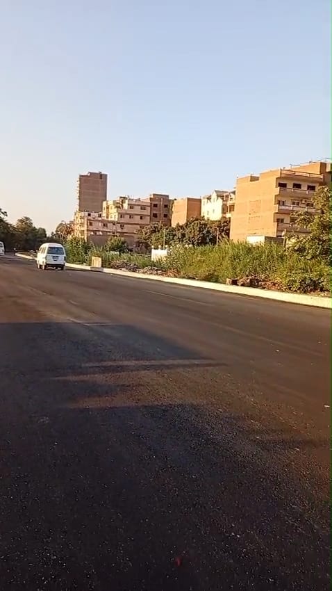 صورة لأعمال صيانة الطريق